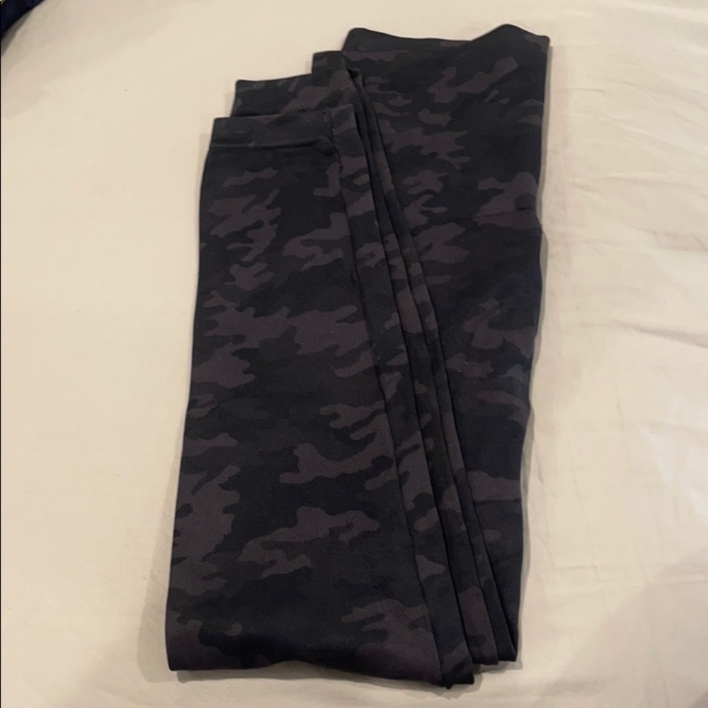 Spanx leggings camo